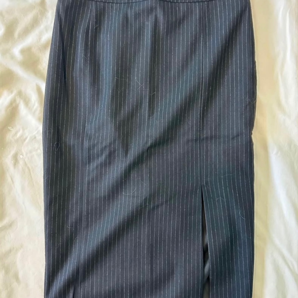 Brand new with tags Le Chateau skirt size 00